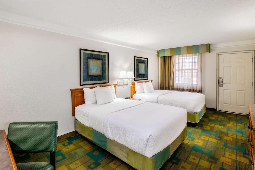 La Quinta Inn By Wyndham Lufkin Exterior photo